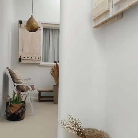 Nomad Surf House Κοραλέχο