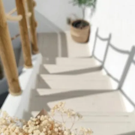Nomad Surf House *