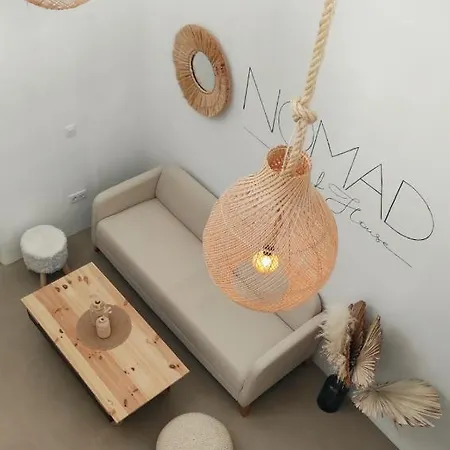 Vandrerhjem Nomad Surf House