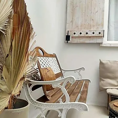 Nomad Surf House Corralejo